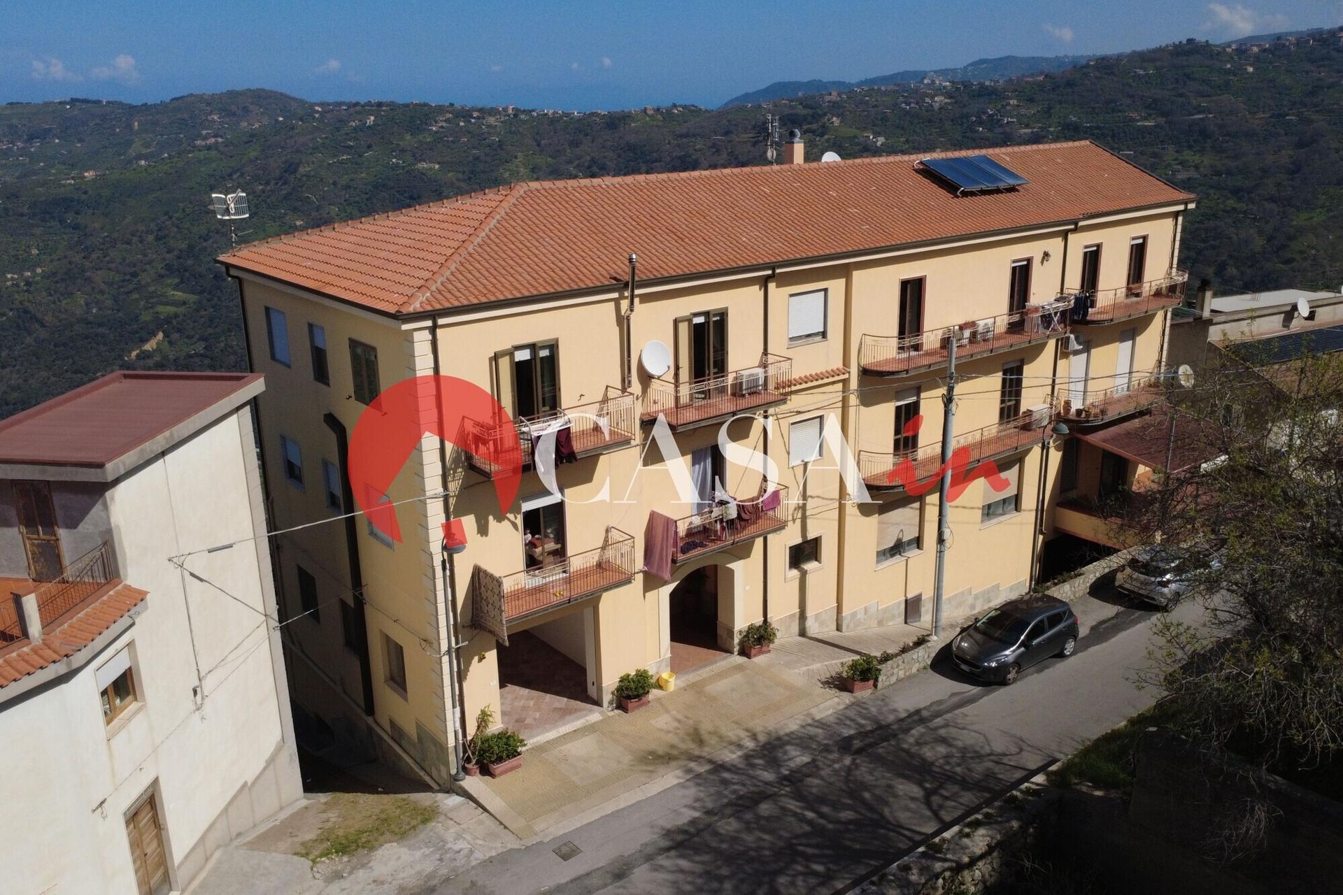 Quadrilocale in Via Caduti sul Lavoro 7, San Salvatore di Fitalia