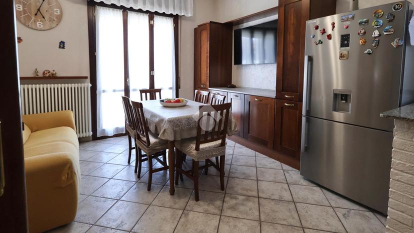 Quadrilocale in Via delle Ortolane 00, Reggio nell'Emilia — foto 4 di 5
