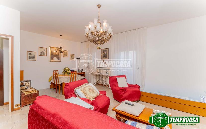 Appartamento in Via Piave 176, Bareggio — foto 3 di 5
