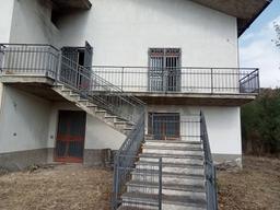 Casa indipendente in C/da Capitorto Snc, Casalduni