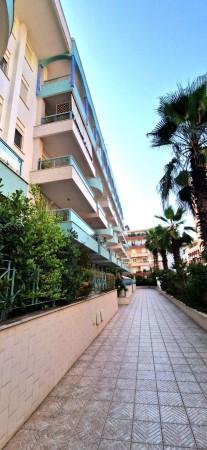 Quadrilocale in Via Lorenzo Bonomo, Trani