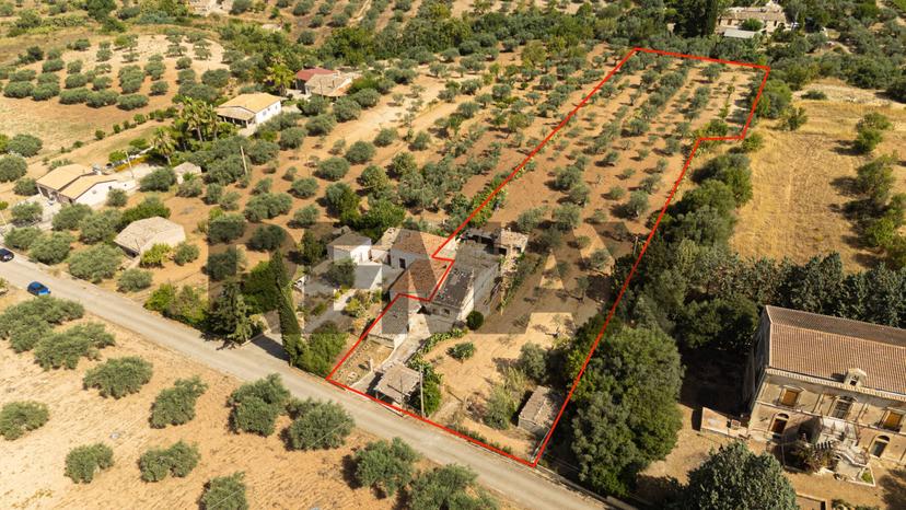 Casa indipendente in Contrada Cicimia Snc, Chiaramonte Gulfi — foto 2 di 5