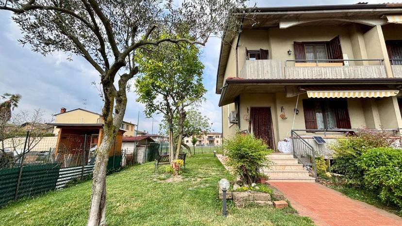 Villa in Via Alcide De Gasperi 01, Torbole Casaglia — foto 3 di 5