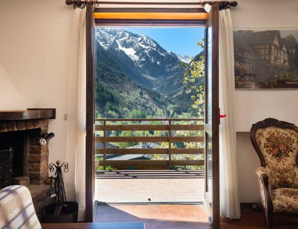 Villa bifamiliare in Via Guglielmo Marconi 46, Temù — foto 4 di 5