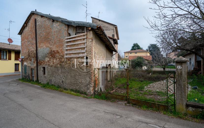 Quadrilocale in Via Cavallotti 17, Montecchio Emilia — foto 2 di 5
