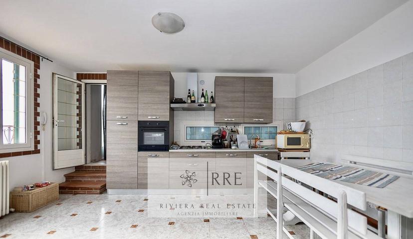 Villa in Strada Berzi, Diano Marina — foto 2 di 5