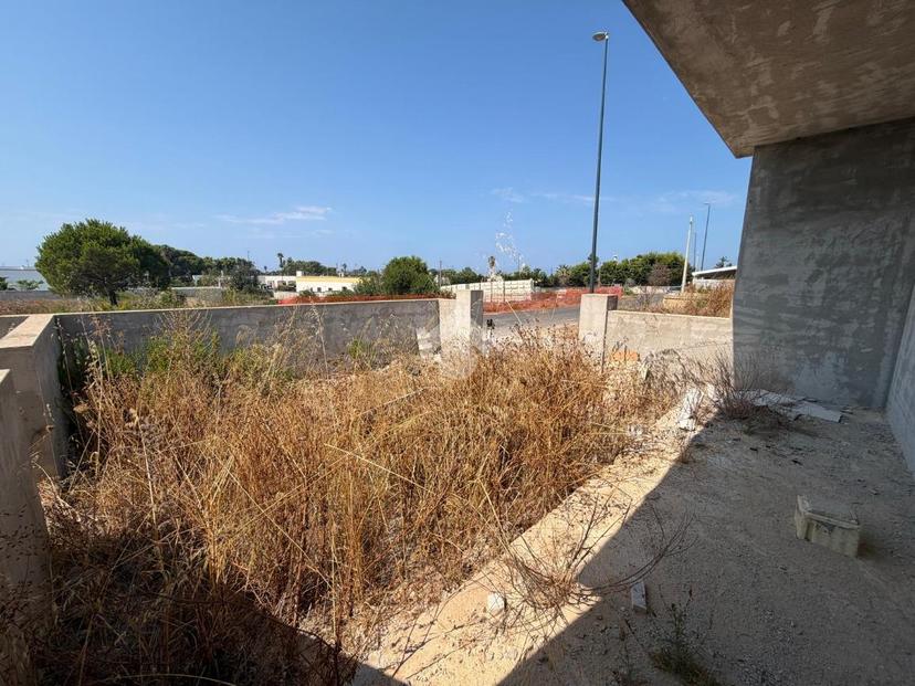 Casa indipendente in Via Stromboli, Taviano — foto 2 di 5