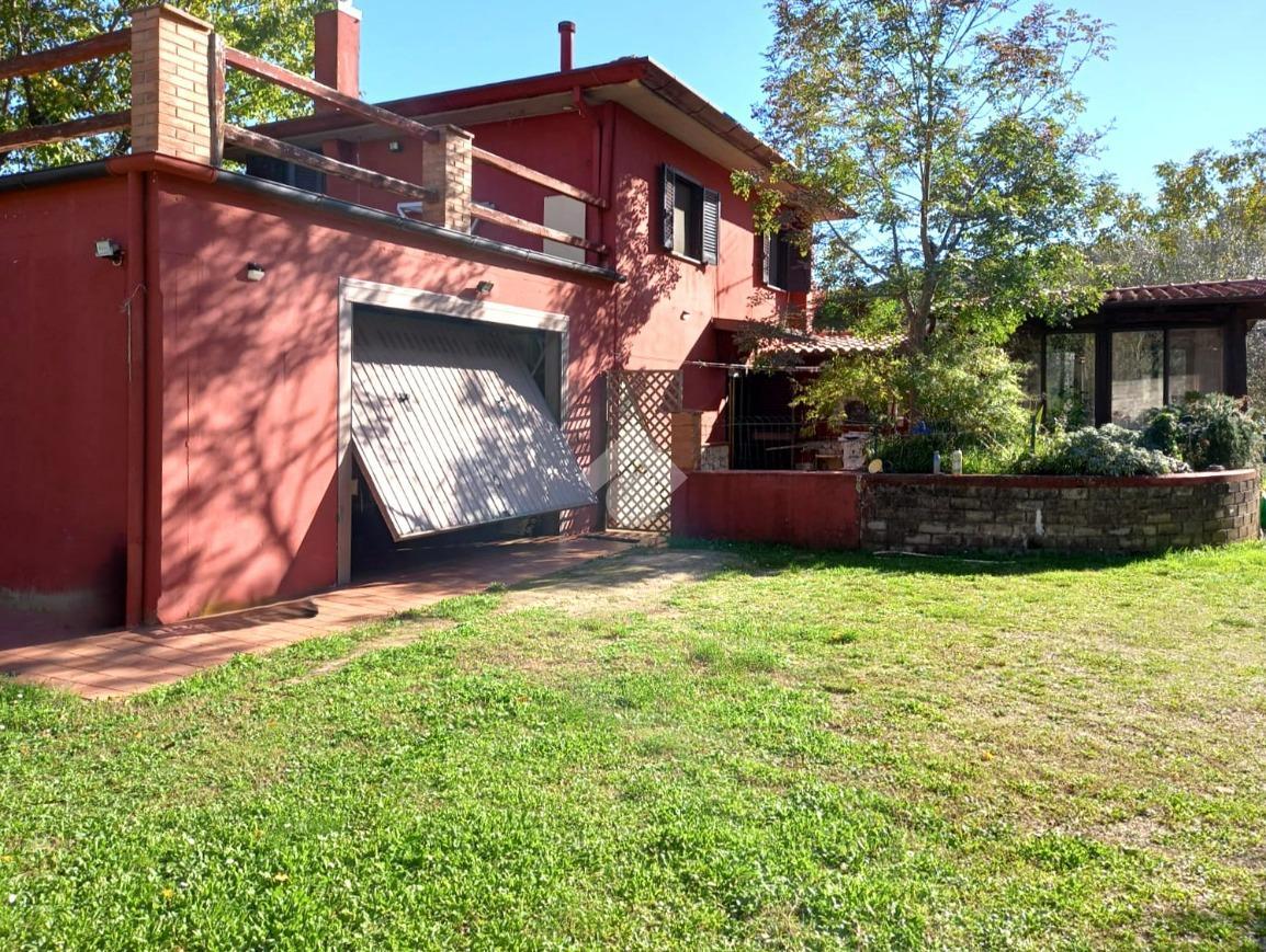 Casa indipendente in Via Valle dei Santi, Sezze
