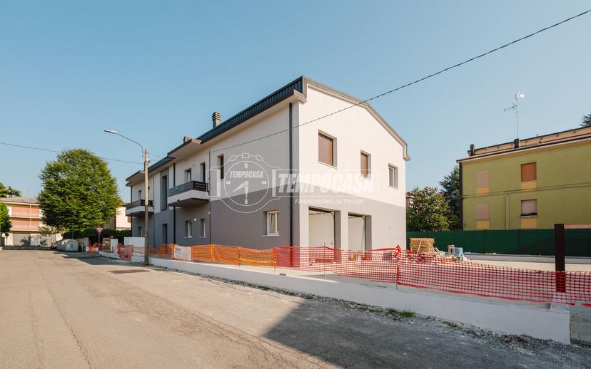 Quadrilocale in Via Alessandro Volta 5, San Cesario sul Panaro