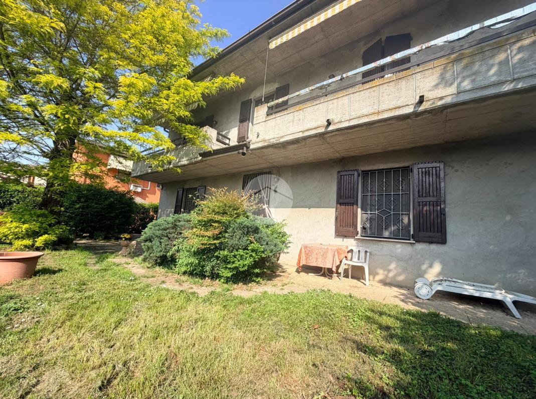 Villa in Via VIII Marzo 5, Persico Dosimo