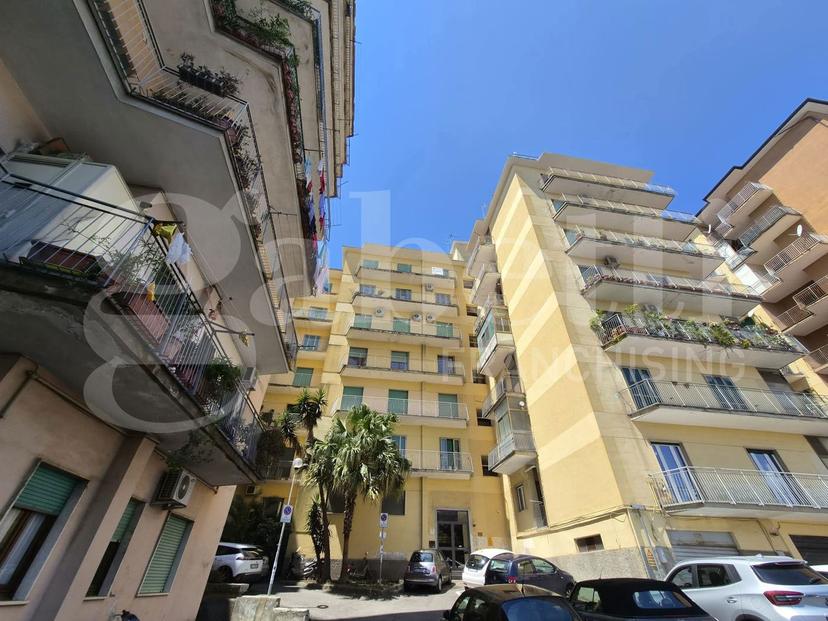 Appartamento in Viale De Filipps 24, Catanzaro