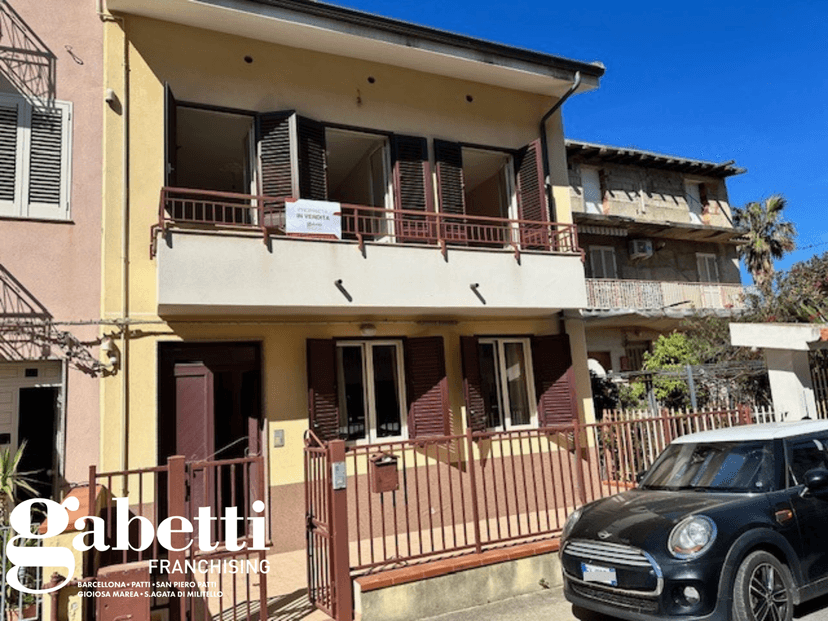 Quadrilocale in Via Benedetto Brin 333, Caronia — foto 5 di 5