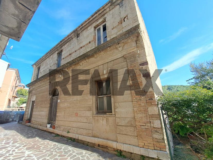 Casa indipendente in Via Vallone 1, Roccascalegna — foto 4 di 5