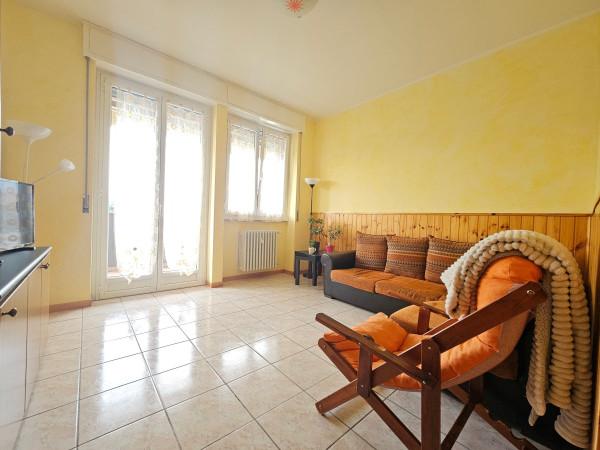 Quadrilocale in Via Raimondo Ruggeri, Casnigo — foto 2 di 5