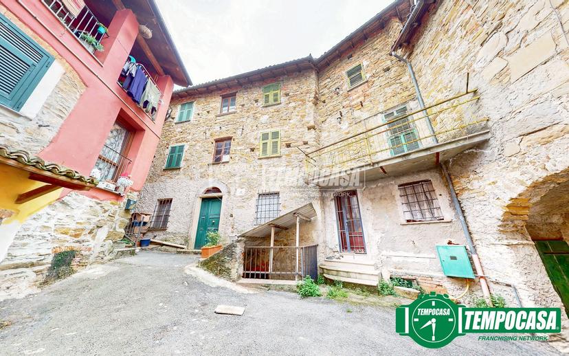 Casa indipendente in Via Benso Domenico 42, Mornese — foto 2 di 5