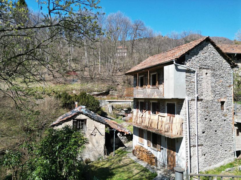 Rustico in Vessati 3, Quarna Sotto — foto 3 di 5