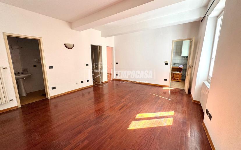 Trilocale in Via Luciano Fornaciari 16, Reggio nell'Emilia — foto 5 di 5