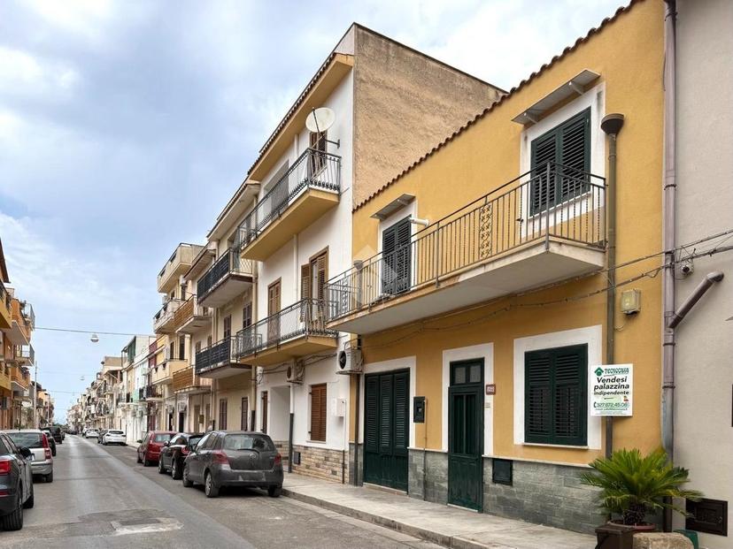 Casa indipendente in Via Imbriani 169, Cinisi — foto 3 di 5