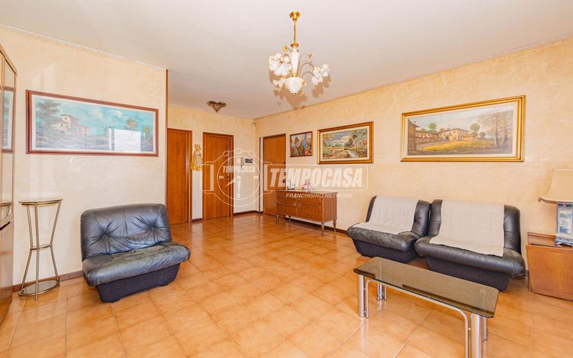 Trilocale in Via Fiordalisi 18, Parona — foto 4 di 5