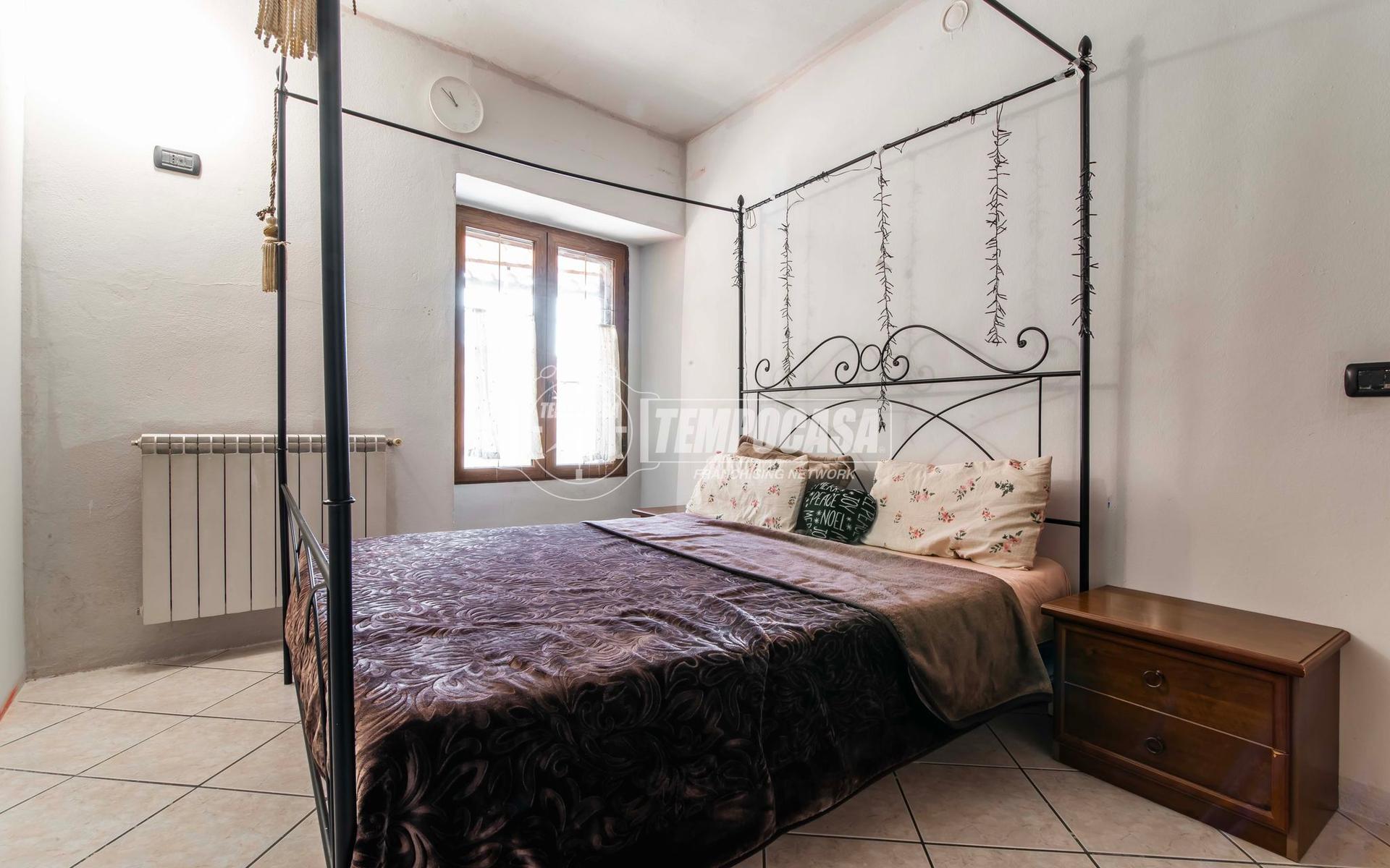 Trilocale in Via Cesare Battisti 23, Bulgarograsso