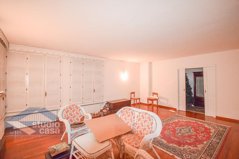 Villa quadrifamiliare in Via Roma 5, Merlino