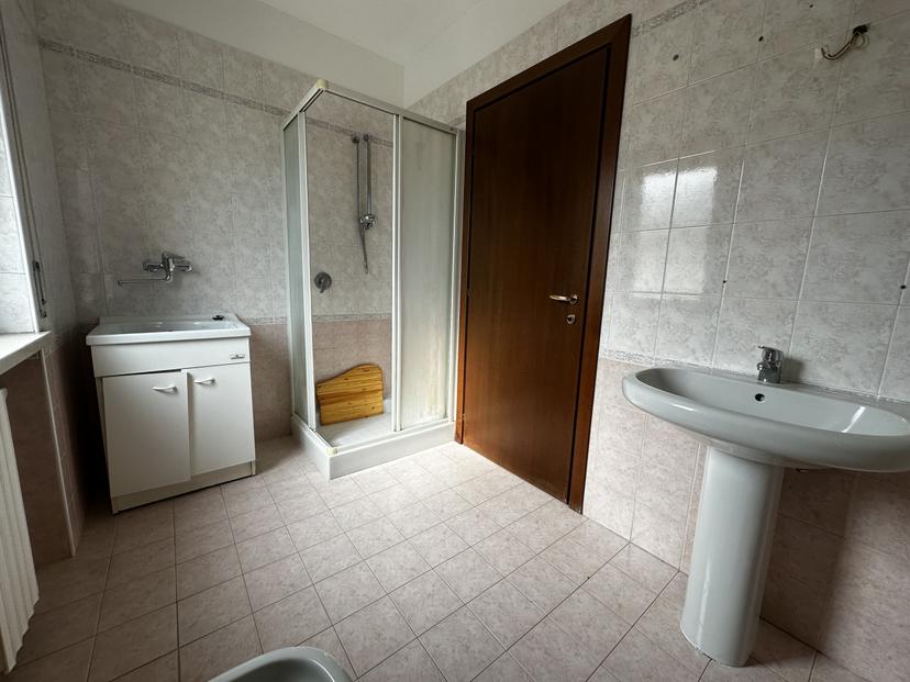 Trilocale in Rizza, Castel d'Azzano — foto 3 di 5