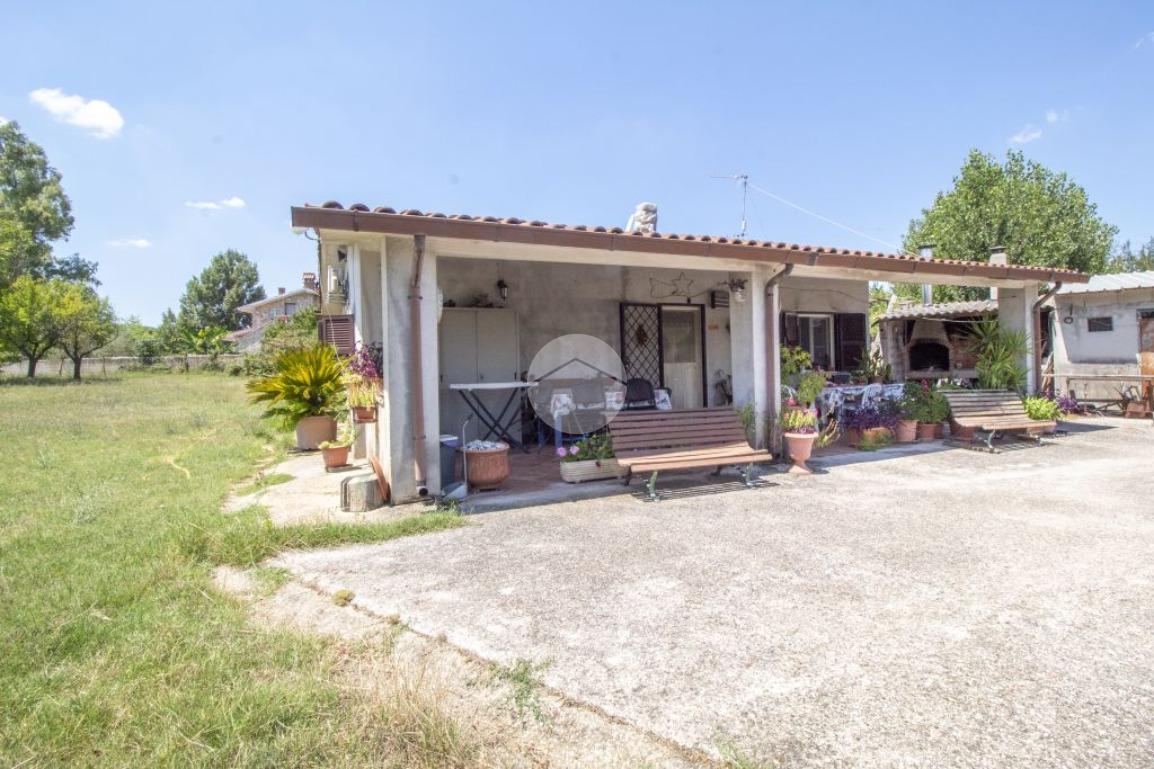 Villa in Strada di Villa Felice, Palombara Sabina