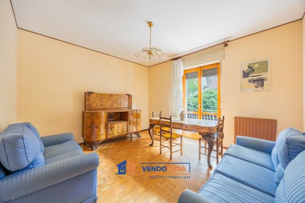Trilocale in Via Monchiero 11, Monforte d'Alba — foto 5 di 5