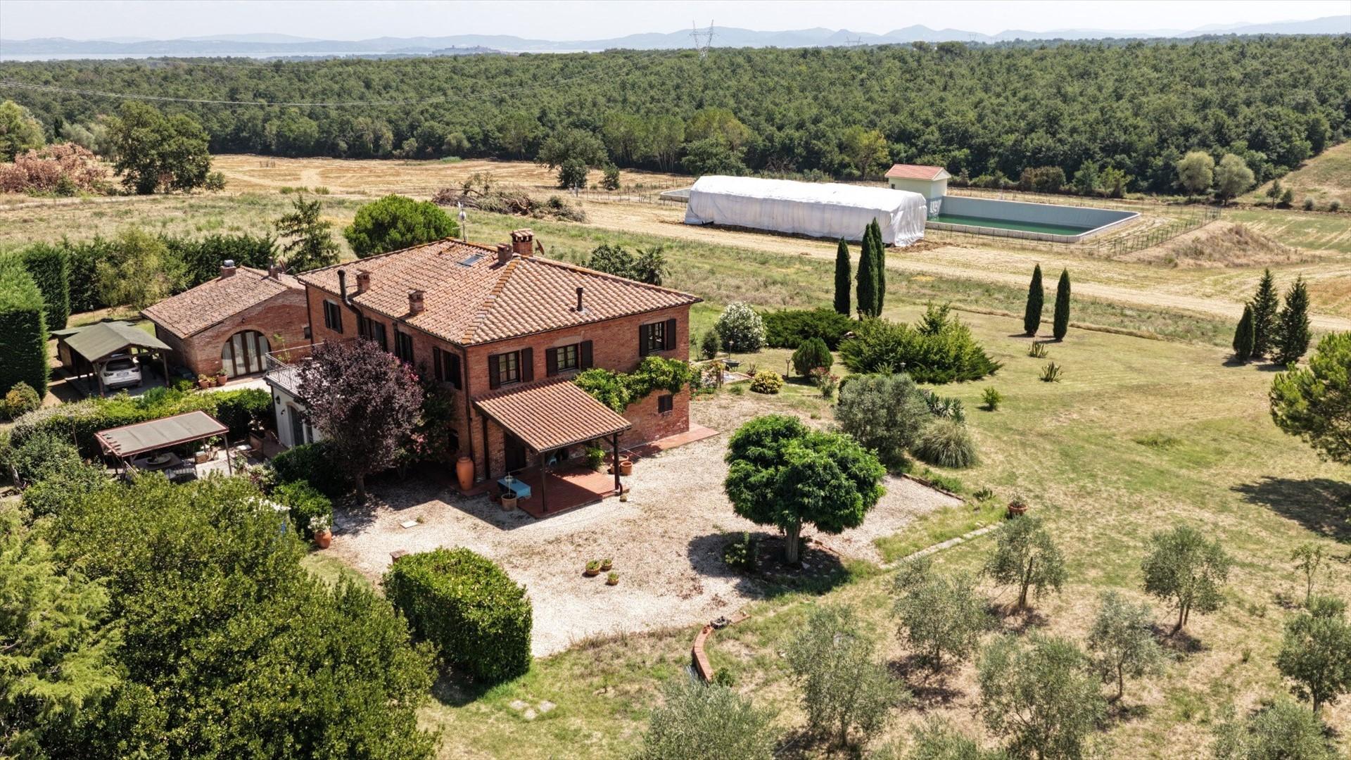 Porzione di casa in Via Giardini 77, Castiglione del Lago