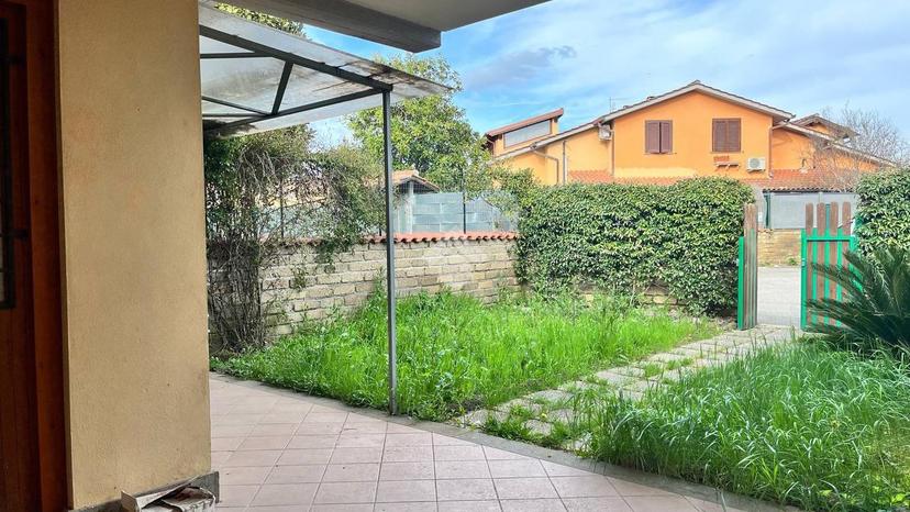 Villa a schiera in Via di Monterosi 17, Trevignano Romano — foto 3 di 5