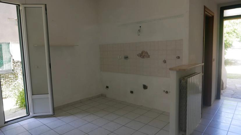 Casa indipendente in Via San Vincenzo, Vallecrosia — foto 3 di 5