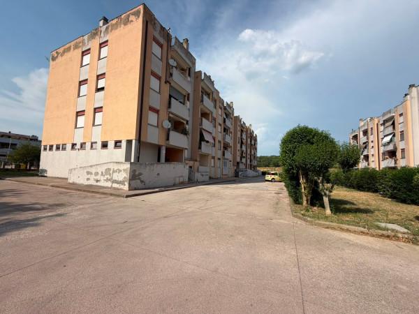 Bilocale in Via dei Calafati, Orte