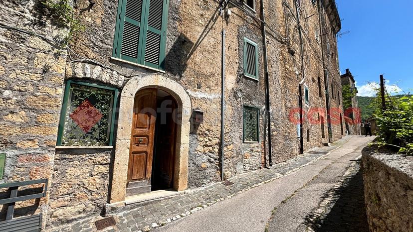 Casa indipendente in Via Santa Maria della Quercia 14, Guarcino — foto 3 di 5