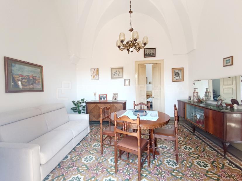 Casa indipendente in Via Cristoforo Colombo 3, Botrugno — foto 2 di 5