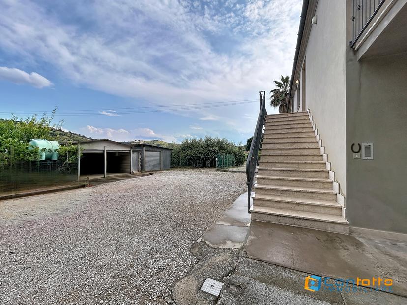 Appartamento in villa in Contrada Moresco Vecchio 4, Moresco — foto 5 di 5