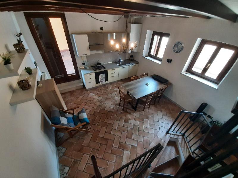 Trilocale in Via Montesuello, Polpenazze del Garda — foto 3 di 5