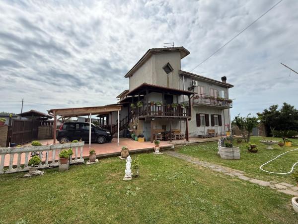 Villa in Via di Tragliatella, Roma