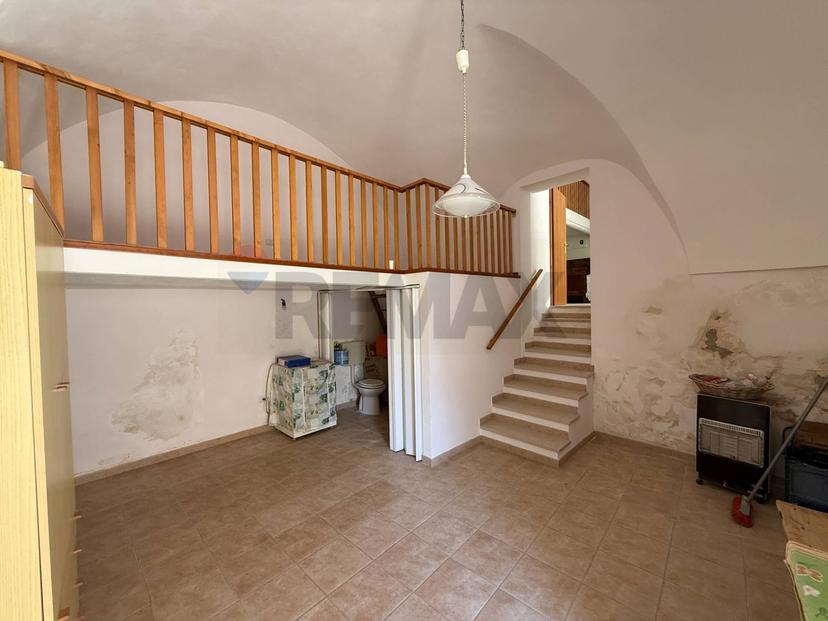 Casa indipendente in Vico Primo Monteoliveto 27, Grassano — foto 2 di 5