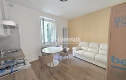 Trilocale in Via Statale 31, Colonno