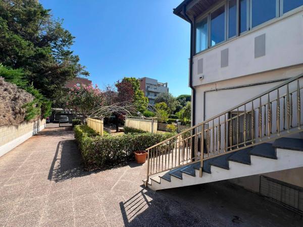 Villa in Via Luigi Anelli 46, Pescara