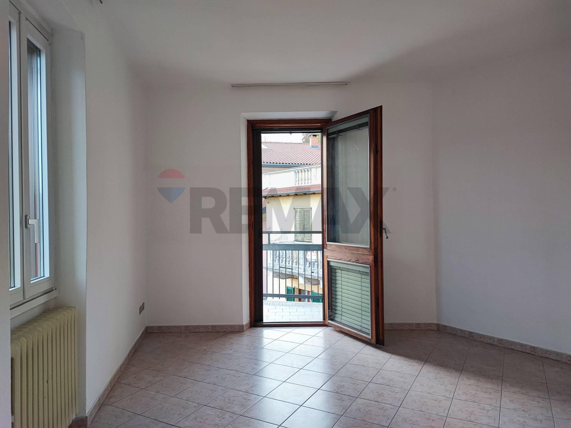 Trilocale in Via De Bernardi 4, Besozzo