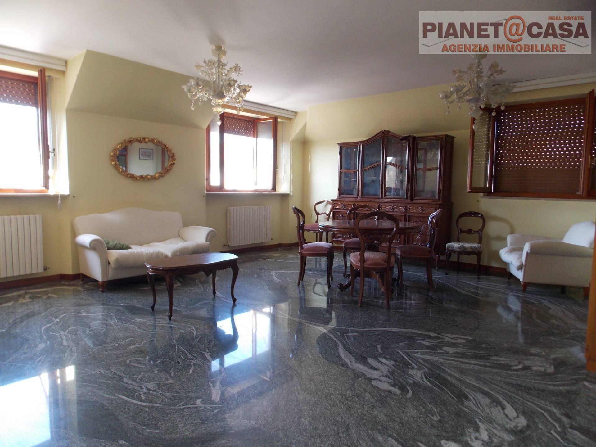 Appartamento in Via Burrone, Colli del Tronto