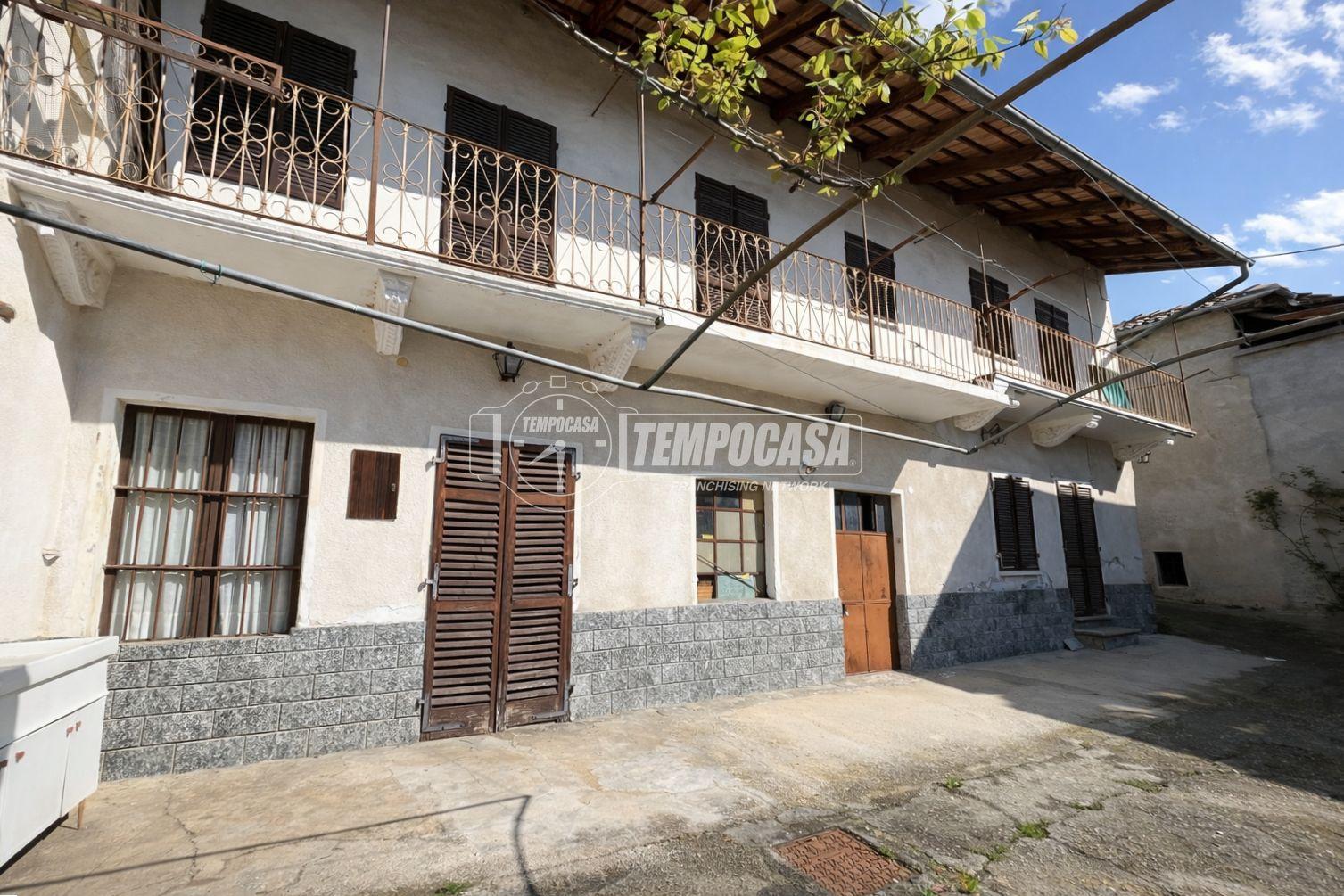 Casa indipendente, Mazzè
