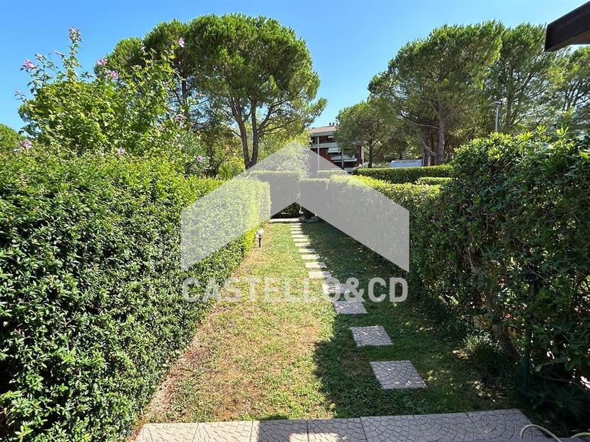 Bilocale in Via Papa Giovanni 23, Desenzano del Garda