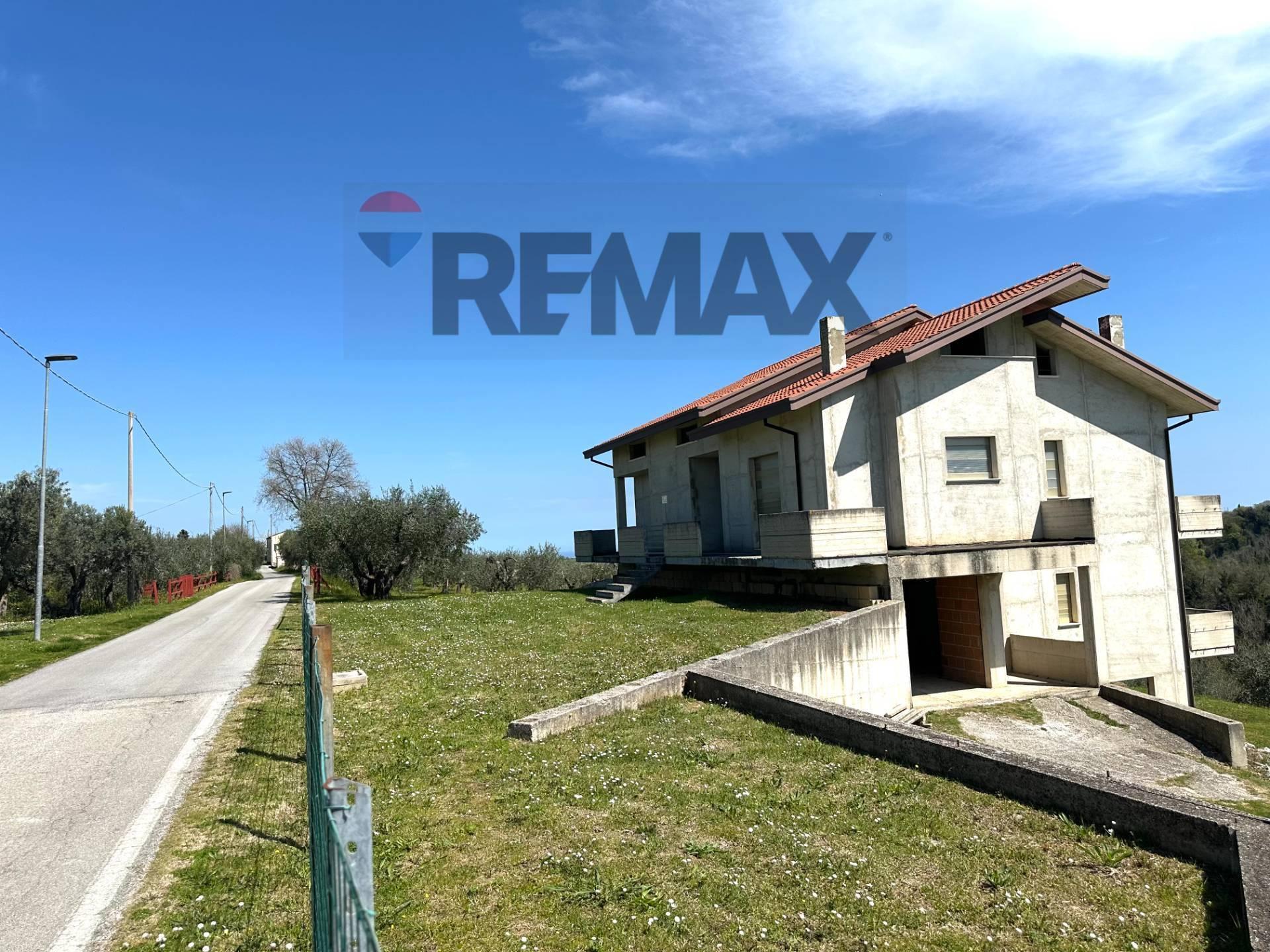 Villa in C.da Ritiro, Orsogna