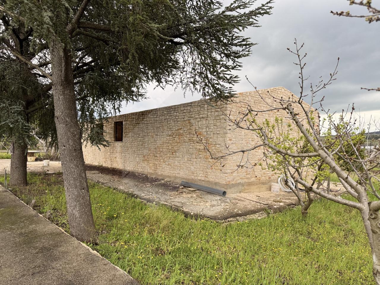 Villa in Via Castel del Monte, Andria