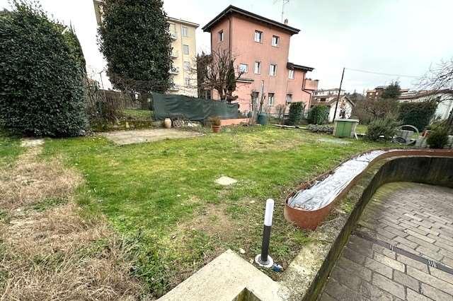 Porzione di villa in Via Beato Geremia Lambertenghi, Como — foto 4 di 5