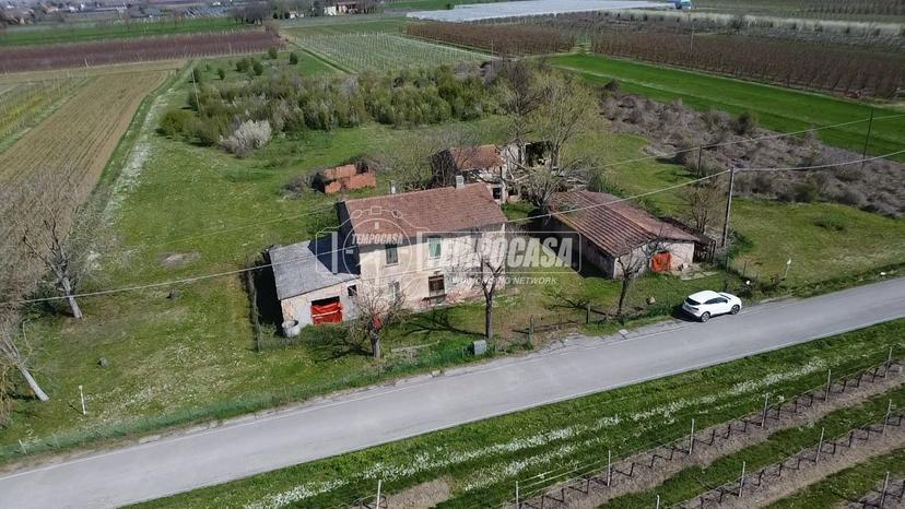 Casa indipendente in Via Paoline Lesina 1120, Castel Bolognese — foto 2 di 5