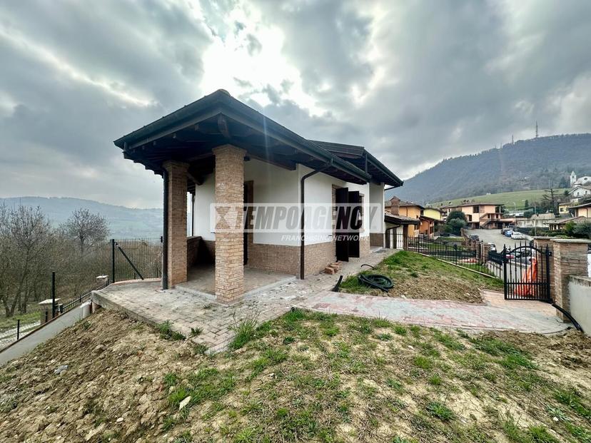 Villa a schiera in Via Zebio Cotal 116, Serramazzoni — foto 5 di 5