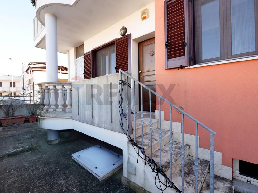 Villa in Piazzetta Antonio Tondo 3, Lequile — foto 4 di 5